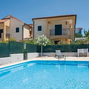  Villa Istriana House